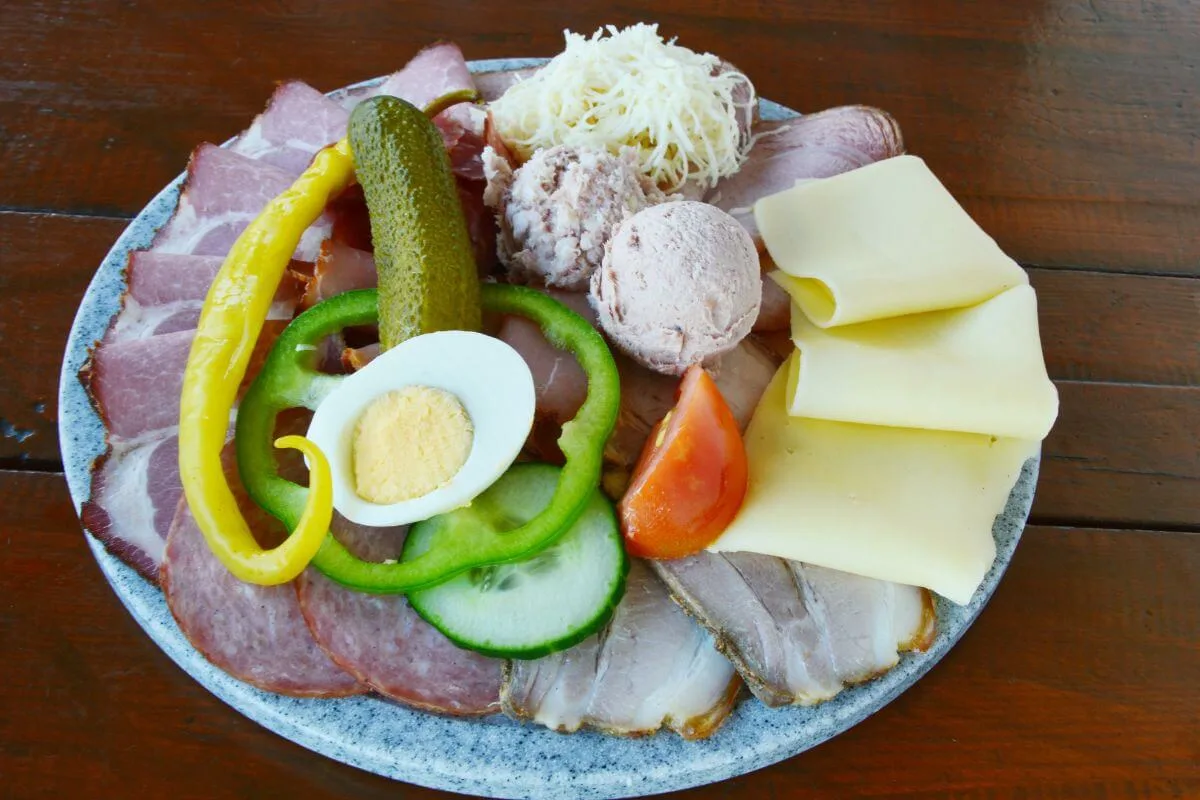 Discovering Local Cuisine at Buschenschanks